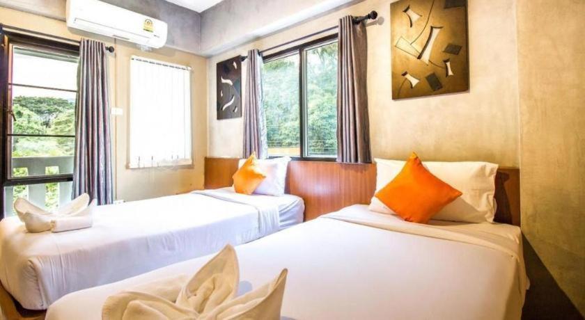 B2 Santitham Hotel Csiangmaj Kültér fotó